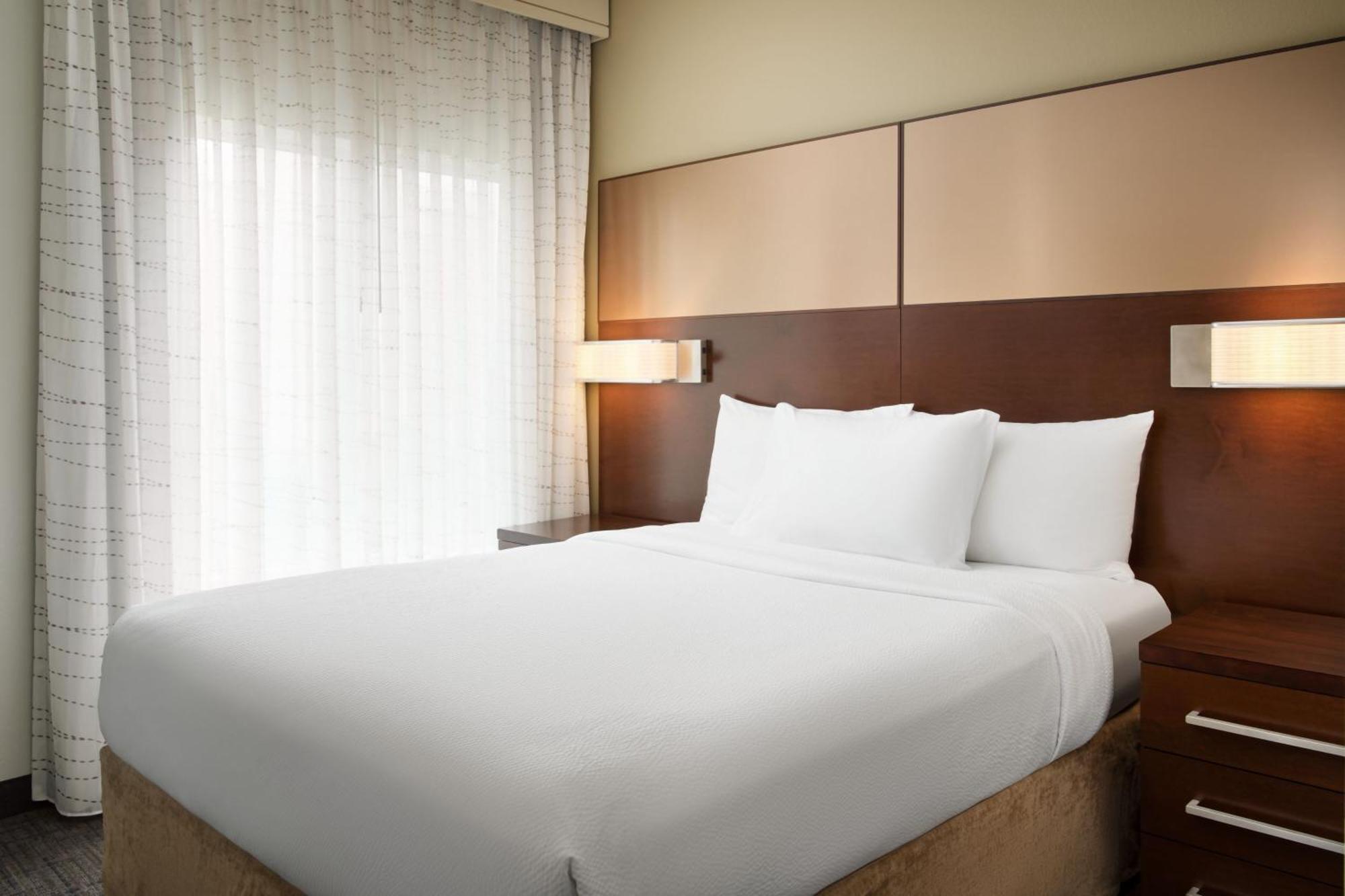 Residence Inn By Marriott Fort Myers At I-75 And Gulf Coast Town Center Эстеро Экстерьер фото